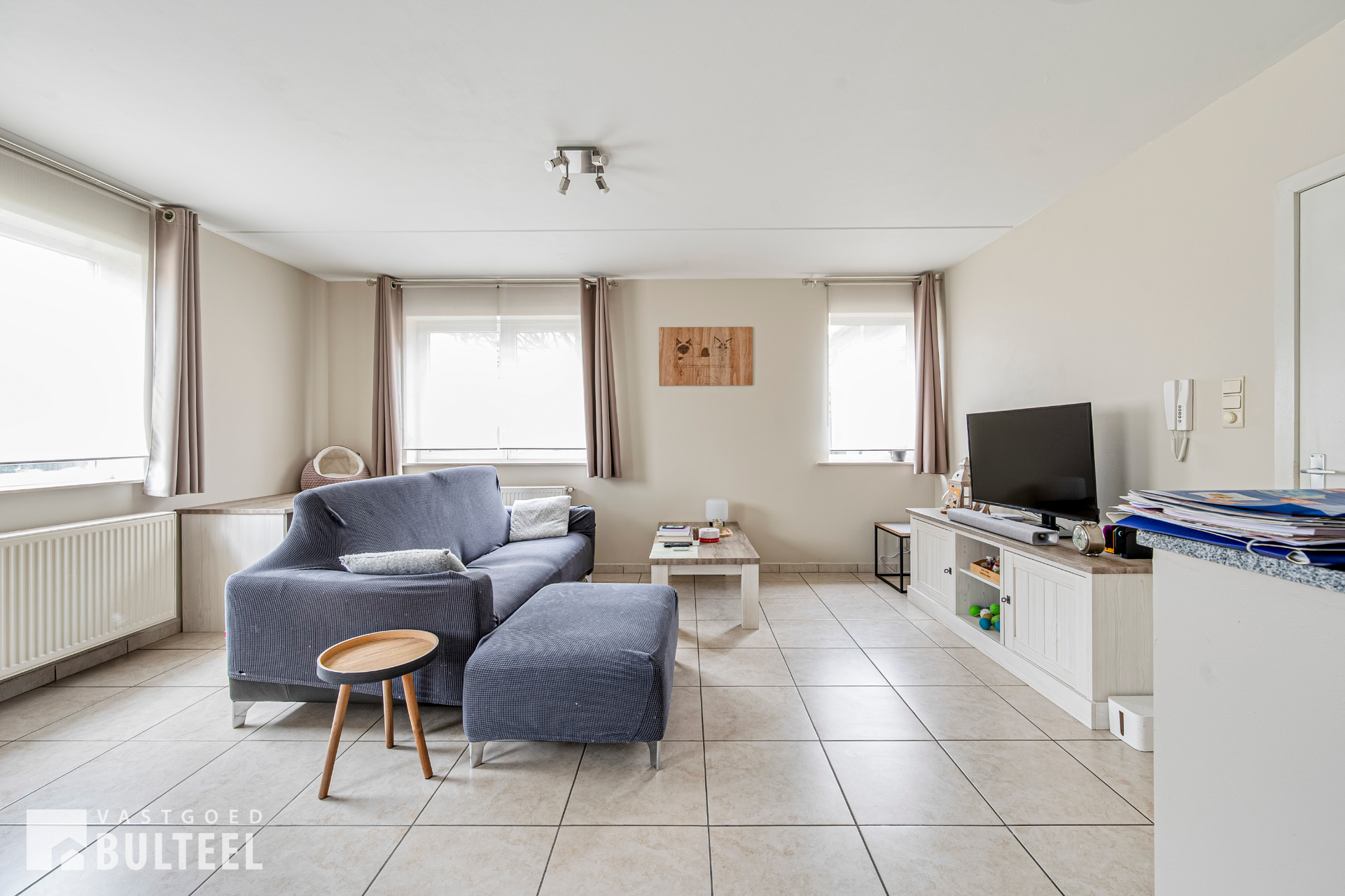 Gelijkvloers appartement met 2 slaapkamers, tuin en garage! - foto 5