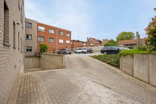 Residentie Gerard is gelegen in het hart van Lubbeek, op slechts een steenworp van de dorpskern. Alle voorzieningen zijn binnen handbereik.Dit...