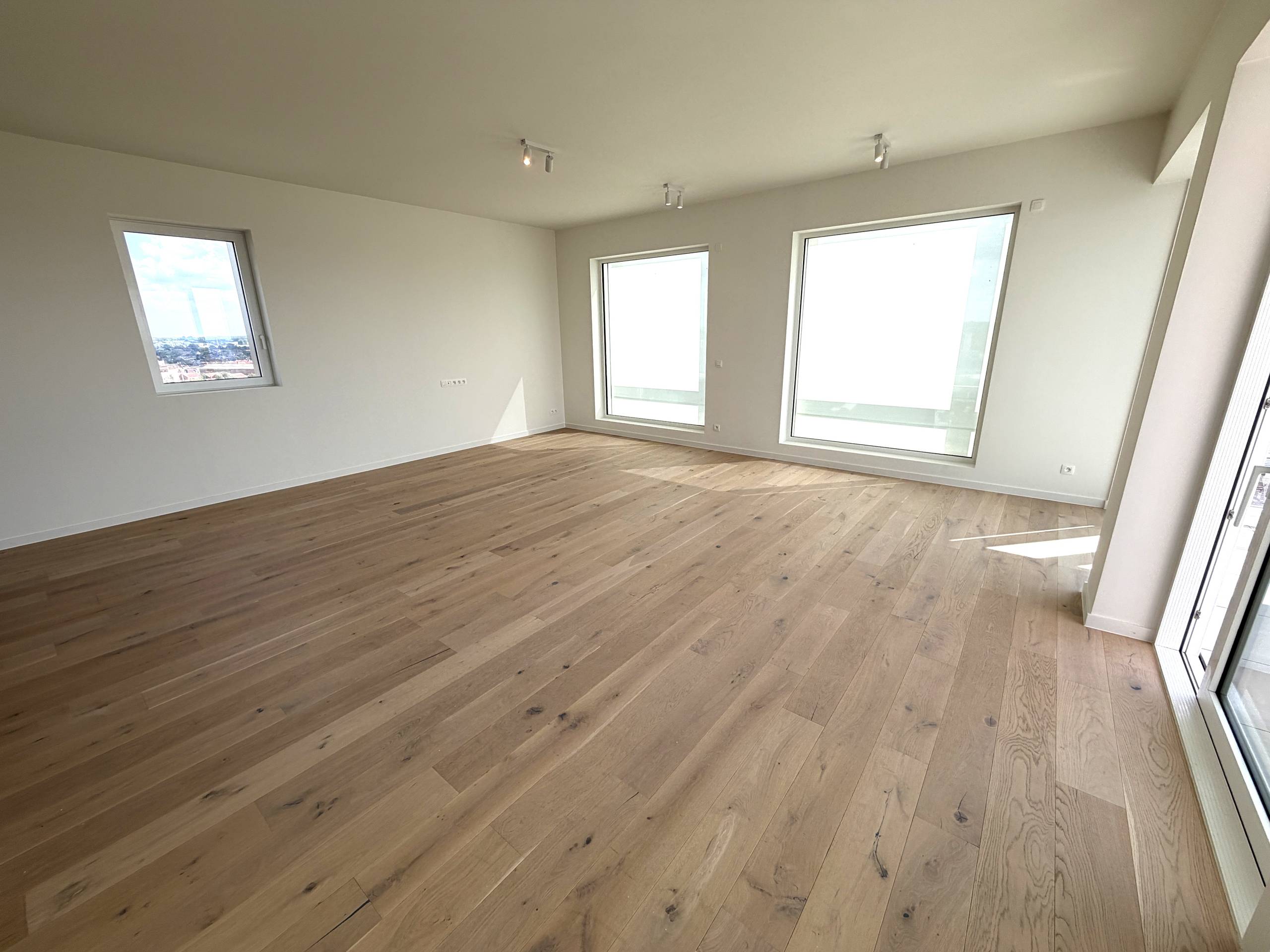 Huren met uitzicht — exclusief appartement in Roeselare - foto 4