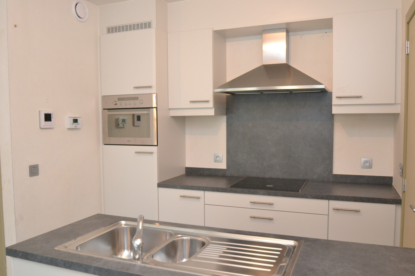 Recent appartement met carport in het centrum van Burcht - foto 4