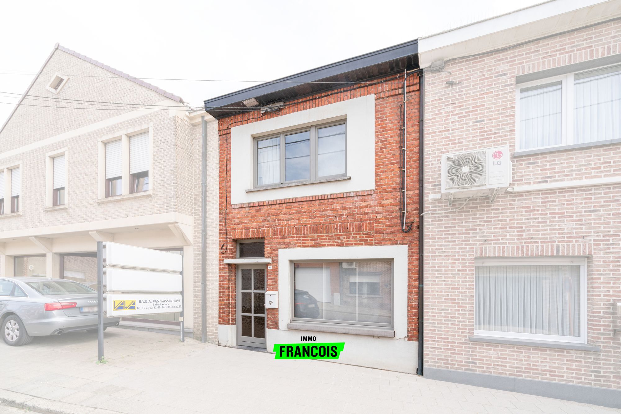 Instapklare gezinswoning met gunstig EPC in hartje Sint-Lievens-Houtem - foto 2