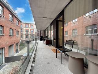 Recente studentenkamer in voormalige brandweerkazerne. Deze studentenkamer maakt deel uit van een standingvol renovatieproject op een zeer...