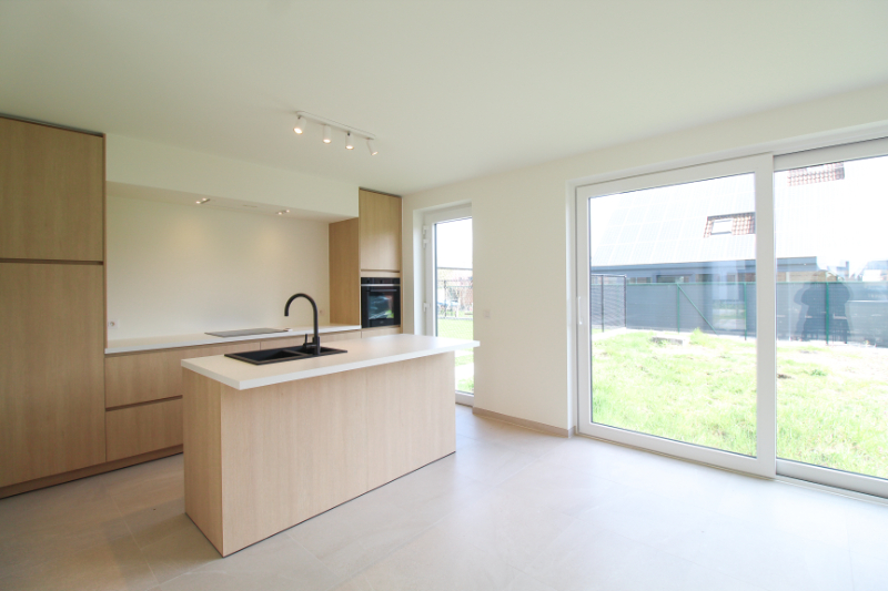 Energiezuinige nieuwbouwwoning te huur in rustige wijk te Sijsele - foto 4