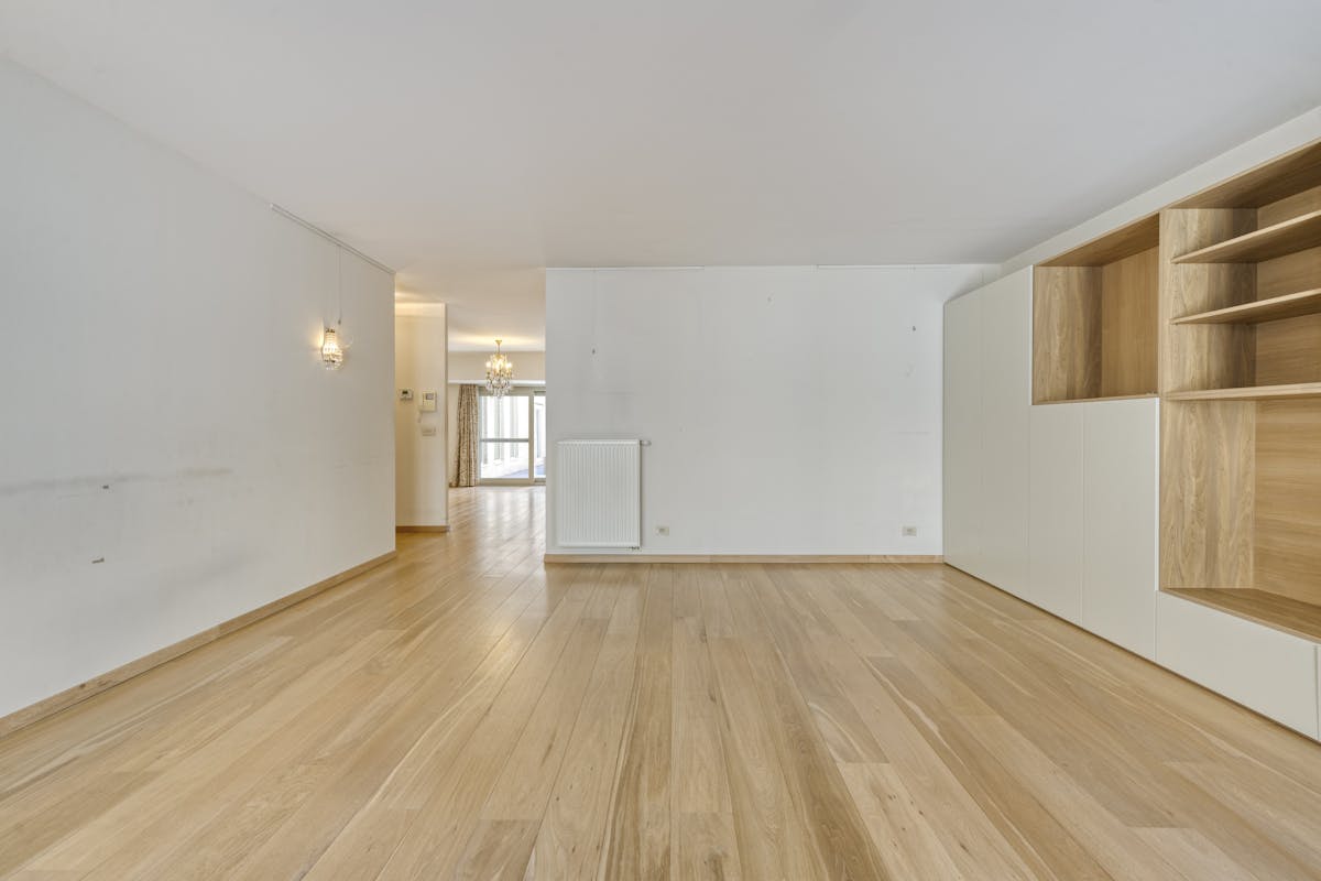 Ruim appartement in het historisch hart van Brugge - foto 3