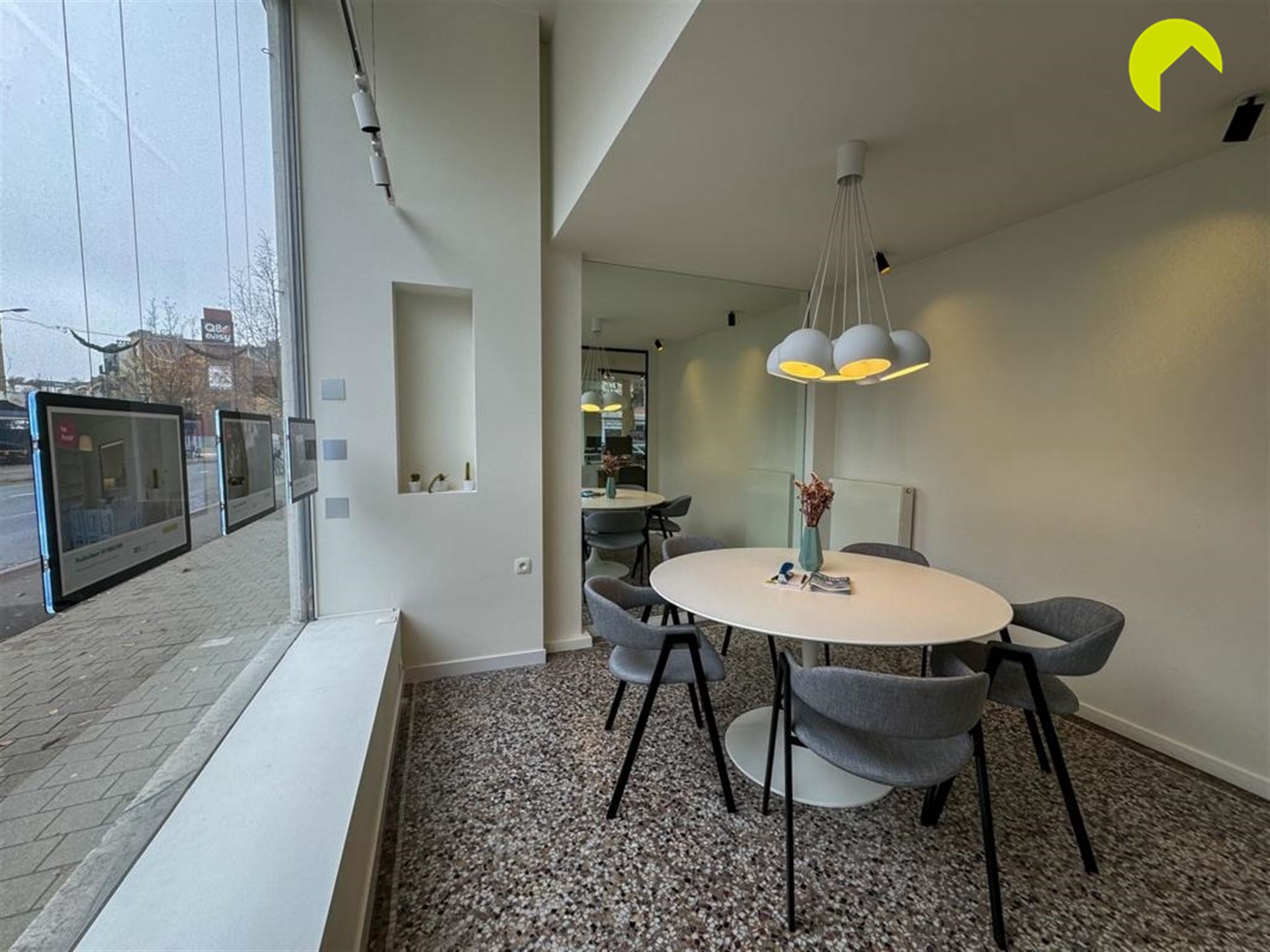 Commercieel Kantoor nabij het Oude Justitiepaleis te Antwerpen! - foto 4