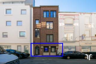 <p><span> Deze gezellige studio is gelegen in het centrum van Wenduine, op wandelafstand van alle nodige winkels alsook de dijk. Gelegen in een kleinschalig en net gebouw. De studio omvat een zitruimte, eetruimte, keuken met badkamer gedeelte en toilet. </span></p><p><span>Ideaal als investering, starterswoning, 2de verblijf of renovatieproject!</span></p><p><span>Wij verzorgen ook de schatting van uw woning! Bel voor meer info.</span></p><p><span>Contacteer Emile voor een bezoek ter plaatse: 0492 08 08 08</span></p><p><span>emile@correctvastgoed.be</span></p>