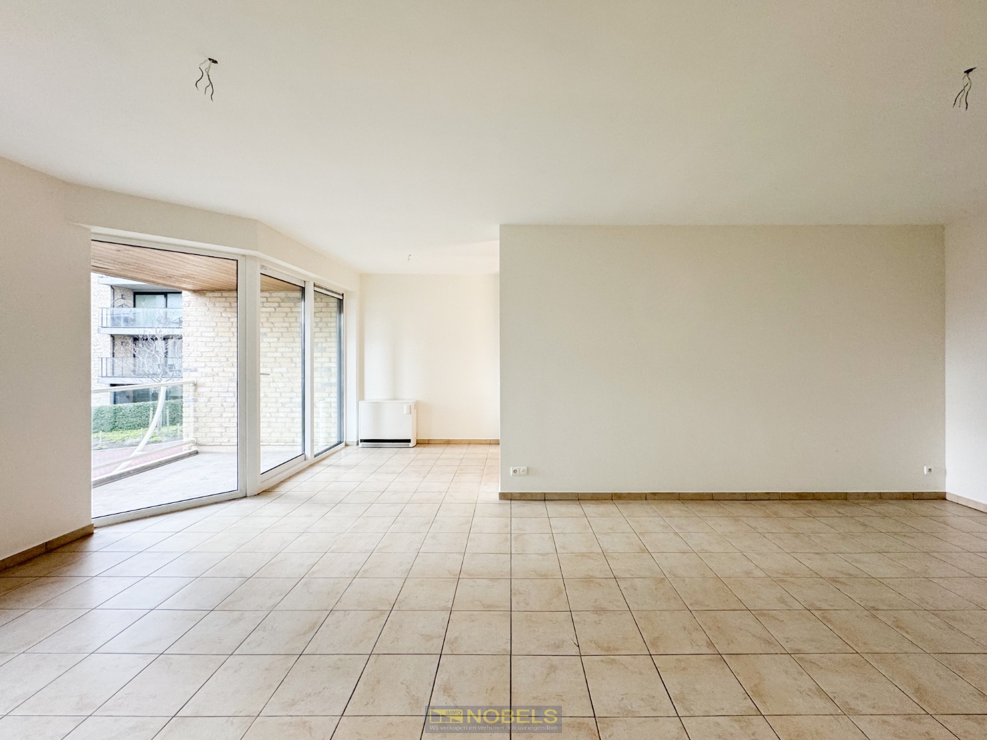 Te koop, gunstig gelegen 2-slaapkamer appartement met terras en garage te Oudenaarde - foto 4