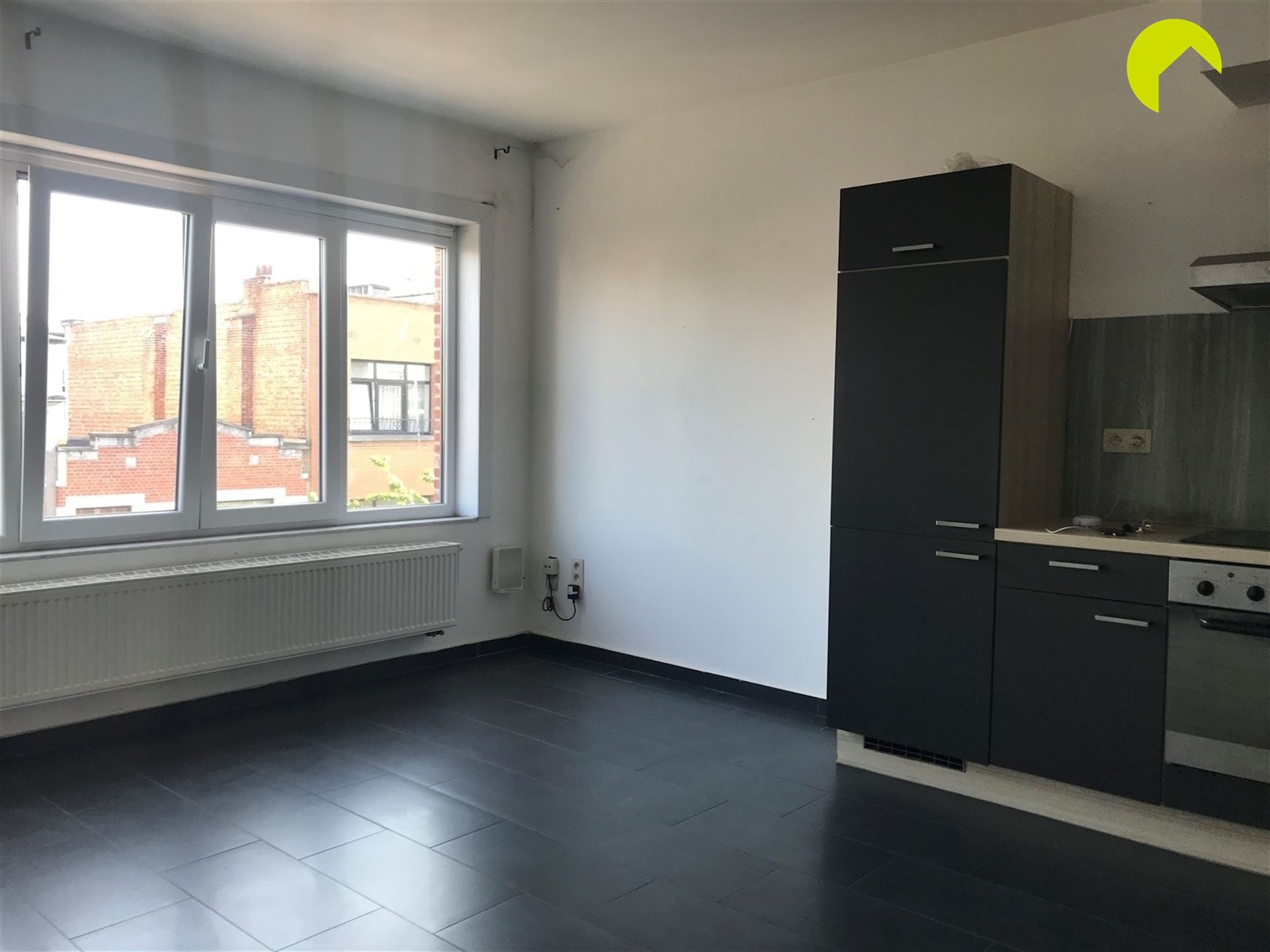 Apartment for rent in Wilrijk with 1 bedroom - photo 2