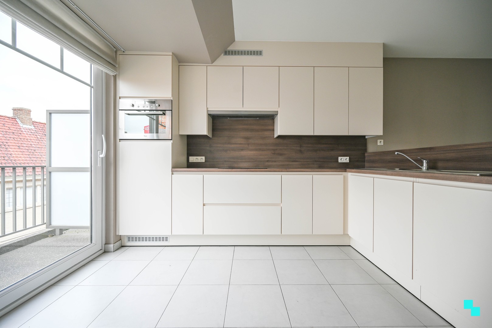 Instapklaar appartement met twee terrassen in Oostrozebeke - photo 4