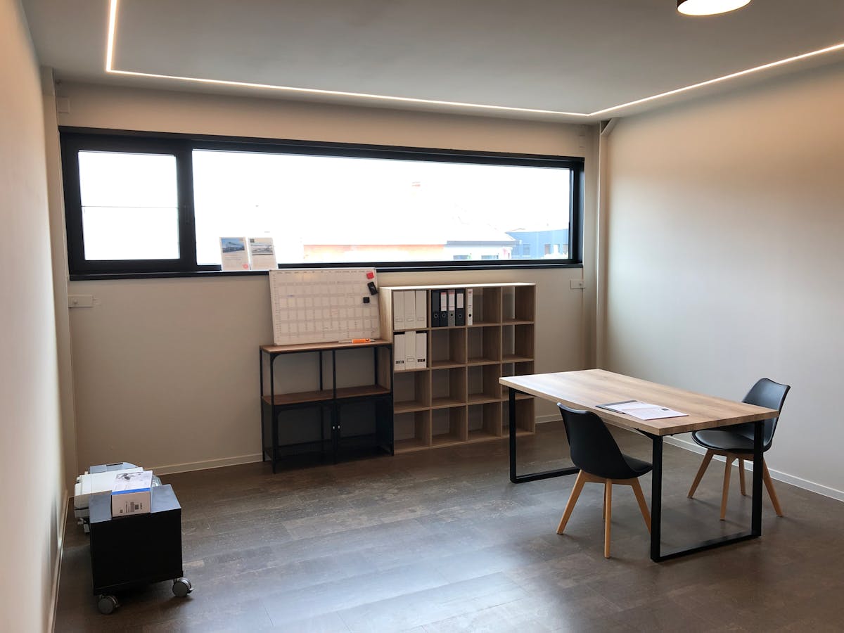 Kantoorruimte te huur in Diksmuidsesteenweg, Roeselare - foto 2