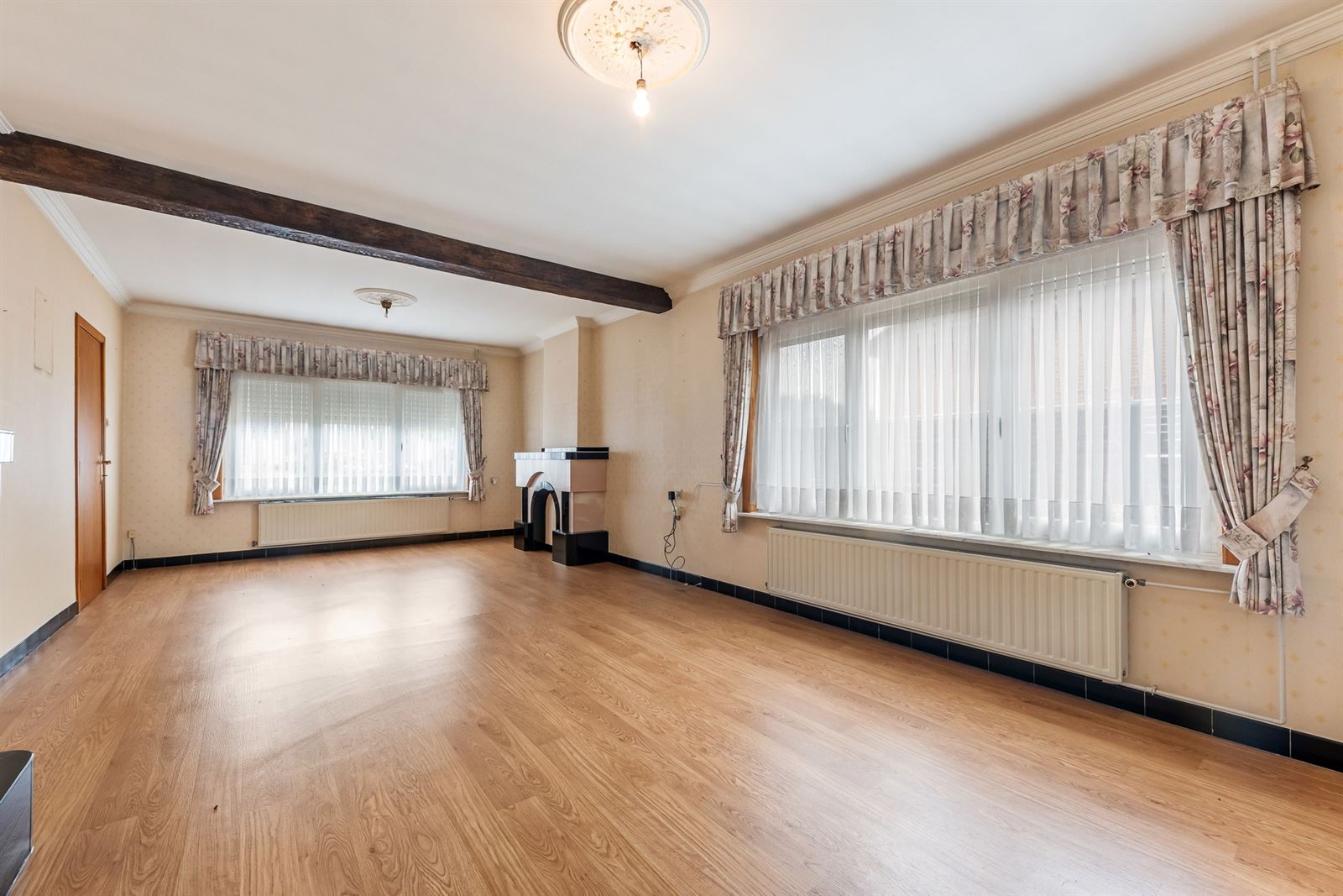 Vrijstaande woning op prachtig perceel van 10A 50CA! - foto 5