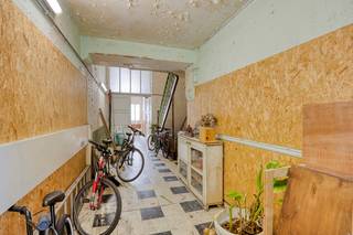Charmant en authentiek herenhuis met tuin en atelier in hartje UkkelIn het levendige centrum van Ukkel ligt dit karaktervolle herenhuis met tal van...