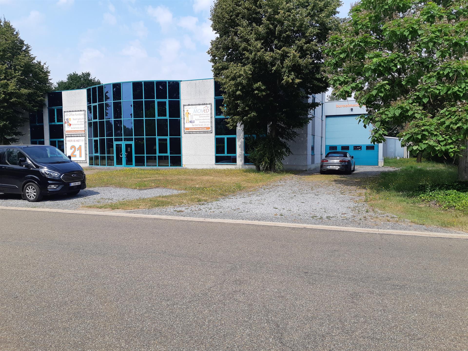 Commercial for rent in Heusden-Zolder - photo 2