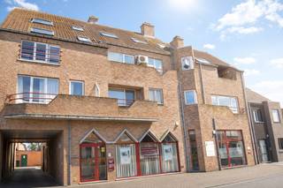 Dit gezellig appartement met terrasje, op de 2de verdieping van een rustige residentie, is gelegen nabij het centrum van Torhout.Het appartement...