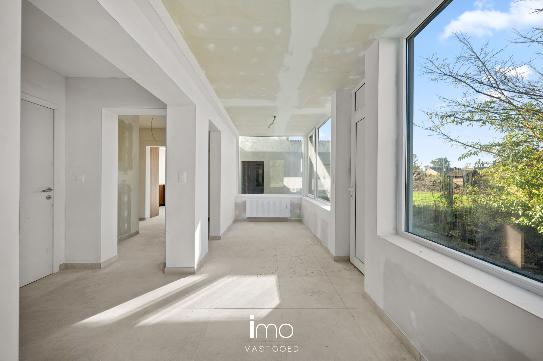 Volledig gerenoveerde woning met vrij zicht - foto 4