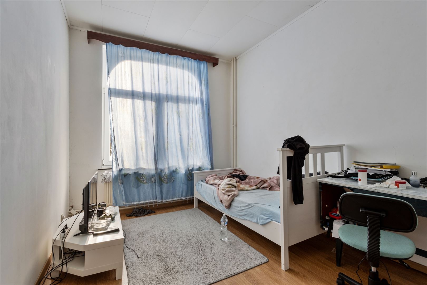 TE KOOP: Te renoveren woning op toplocatie in Hasselt! - foto 4