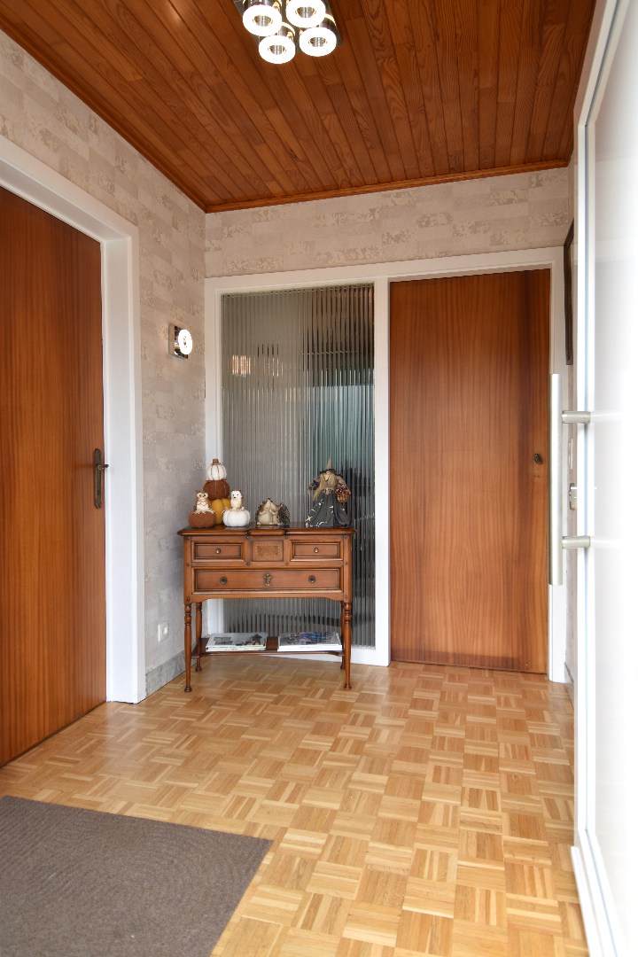 Charmante bungalow met 3 slaapkamers, dubbele garage en tuin te koop in Wevelgem - foto 5