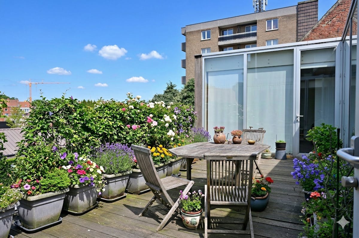 Office with loft and spacious parking - photo 4