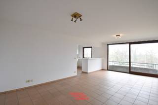 Welkom bij dit prachtige appartement, gelegen in het bruisende centrum van de stad. Dit stijlvol appartement biedt een perfecte combinatie van...