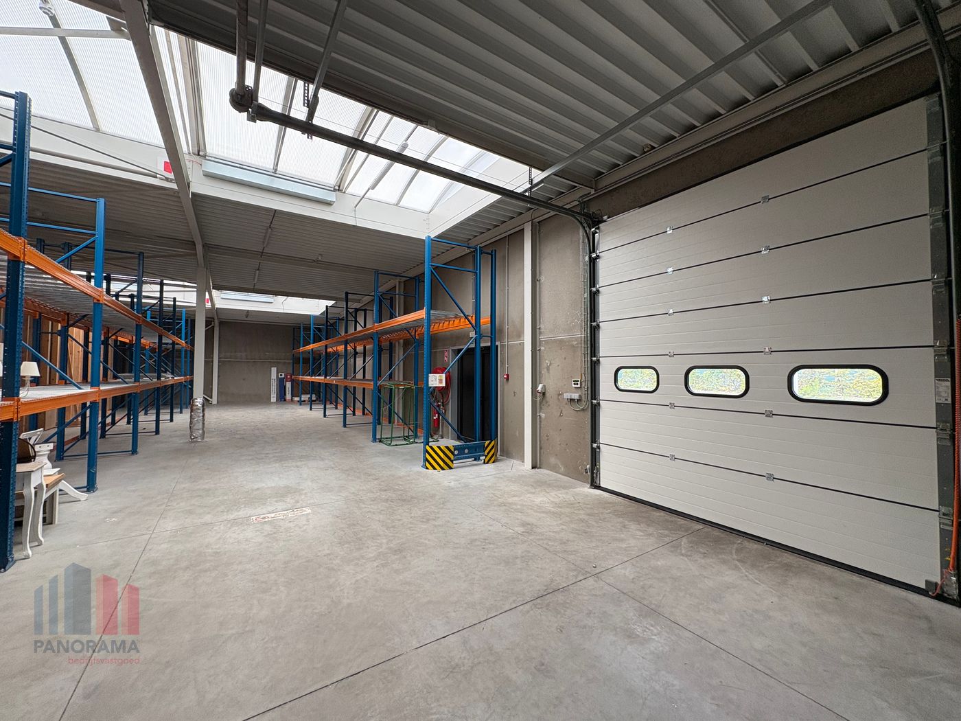 1.536 m² showroom/kantoor op absolute toplocatie nabij de R4 - photo 5