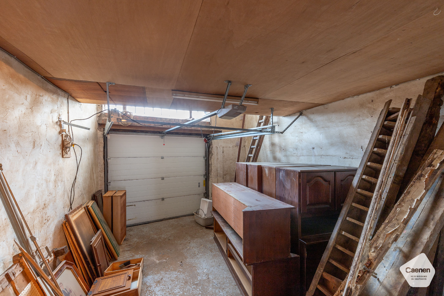 Te renoveren woning met 5 slaapkamers, garage vlakbij het centrum van Blankenberge - photo 4