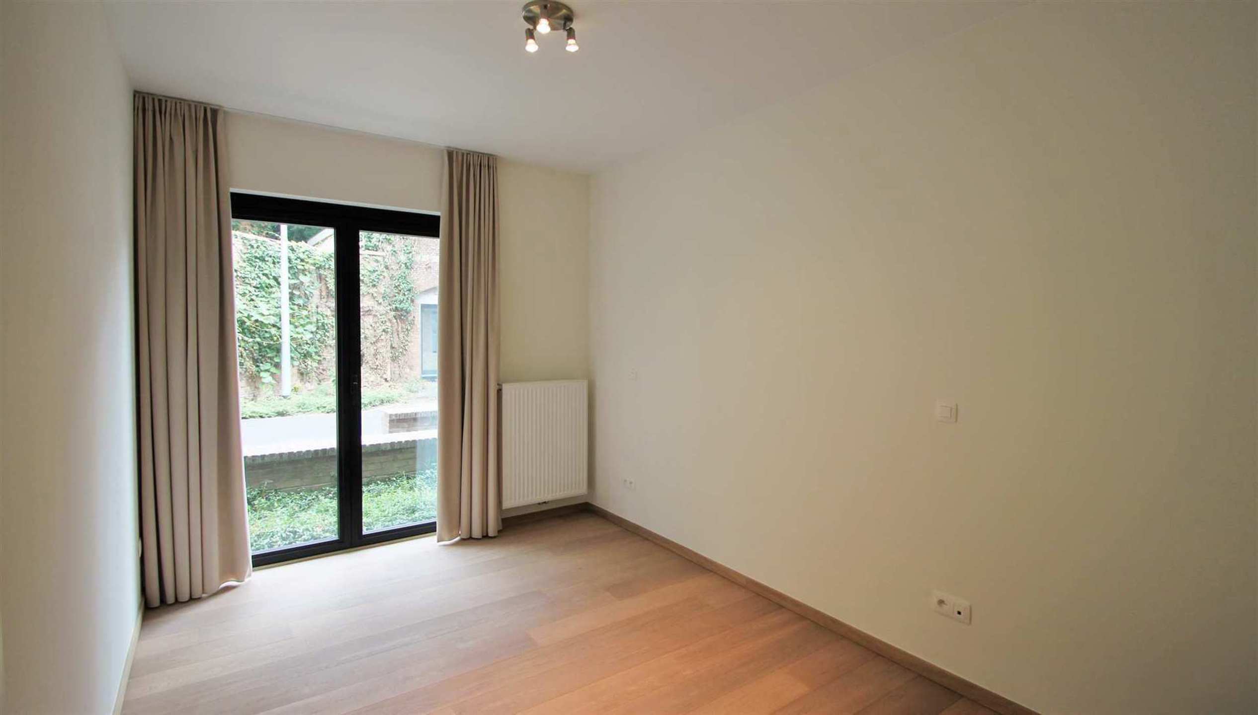 Appartement à louer à Saint-Nicolas avec 2 chambres - photo 4
