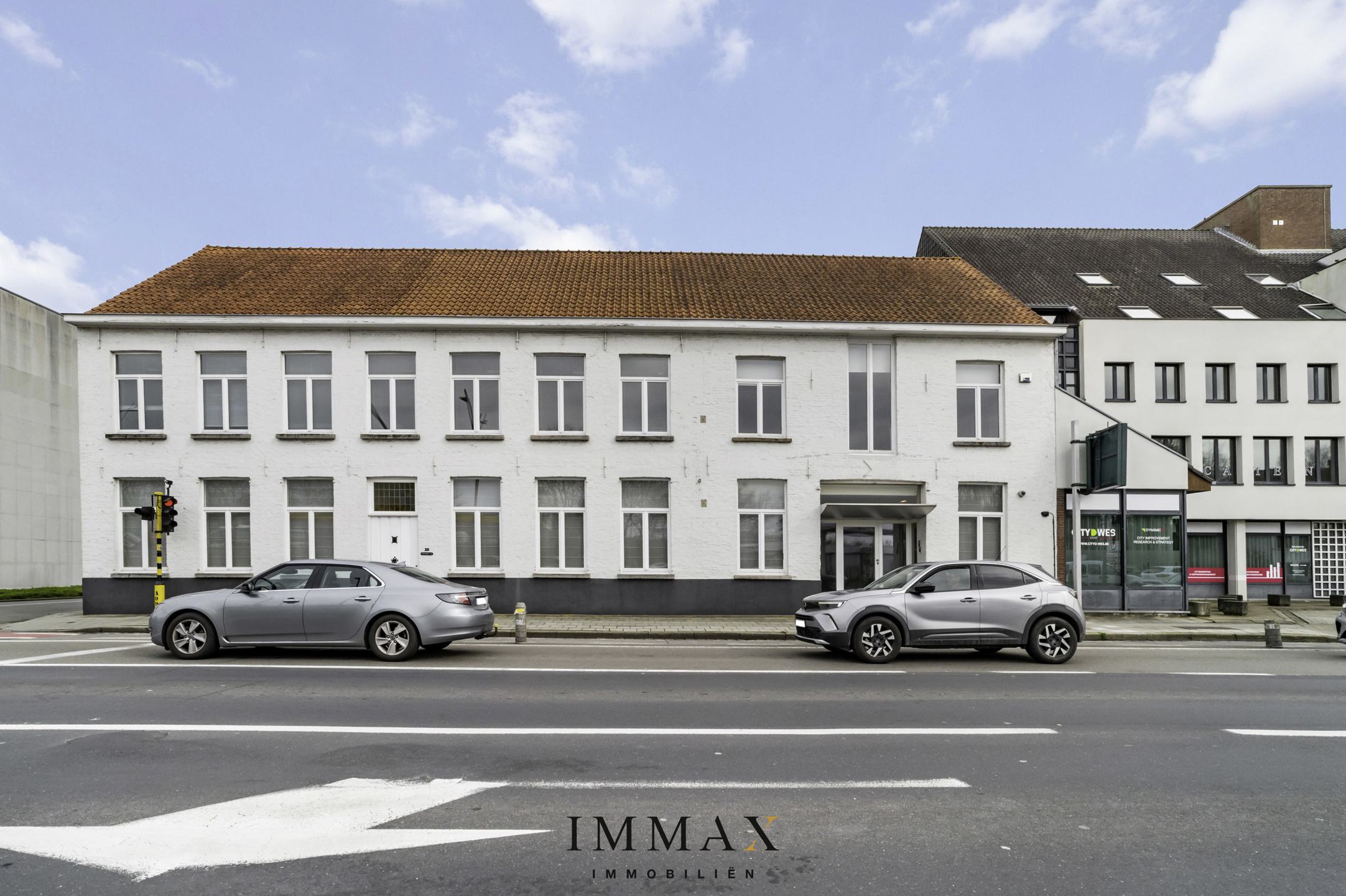 Kantoorgebouw "Hof van Versailles" op topligging - foto 2