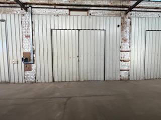 Magazijn unit 28 B van 146 m² te Rumst/Terhagen. Goed bereikbaar en centraal gelegen tussen A12 en E19 richting Brussel en Antwerpen.