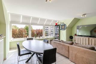 BEZOEKMOMENT: (OP AFSPRAAK) ZATERDAG 19/07 10u - 12uBent U op zoek naar een comfortabel, instapklaar appartement met een gunstige ligging? Dan is dit...