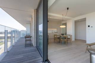 Appartement luxueux de 2 chambres sur la Rive EstCe superbe appartement offre une combinaison parfaite de confort et de style. Situé sur la calme...