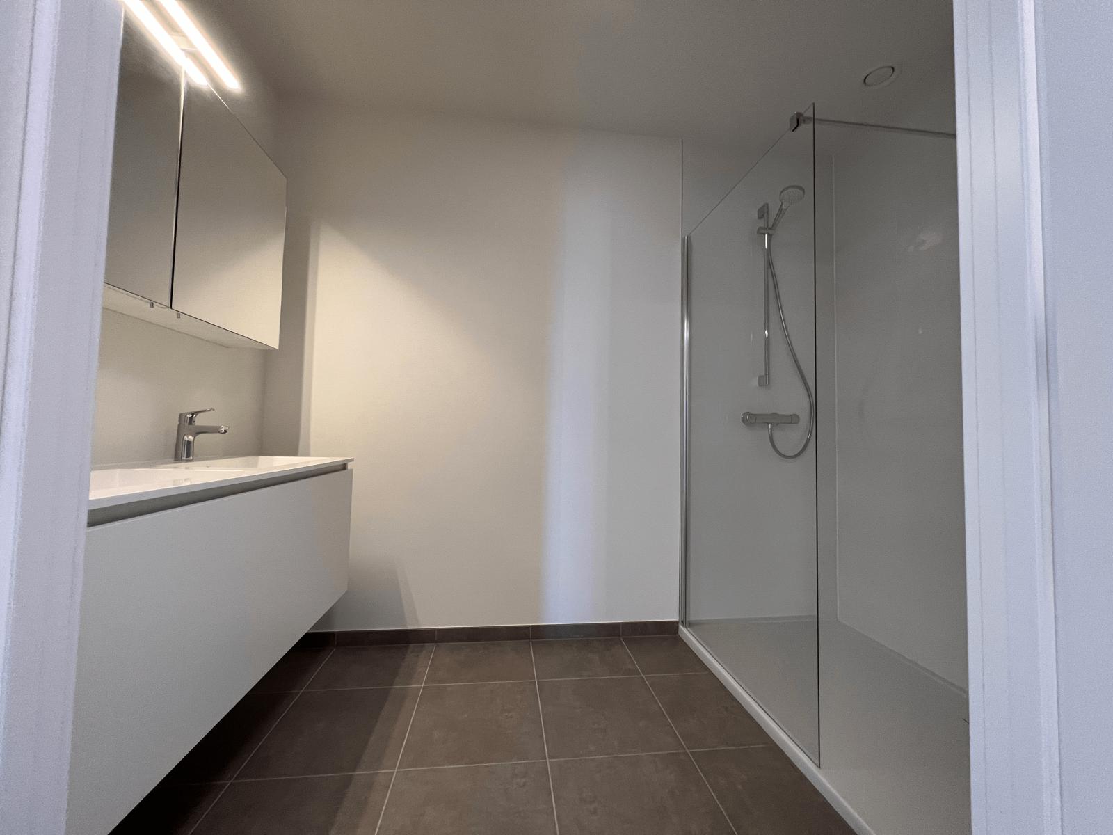 Apartment for rent in Oudenaarde with 2 bedrooms - photo 5