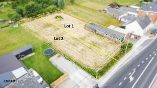 Dit perceel heeft een totale oppervlakte van zo'n 625 m² en is geschikt voor het creëren van een halfopen bebouwing (zie plan lot 2). De...