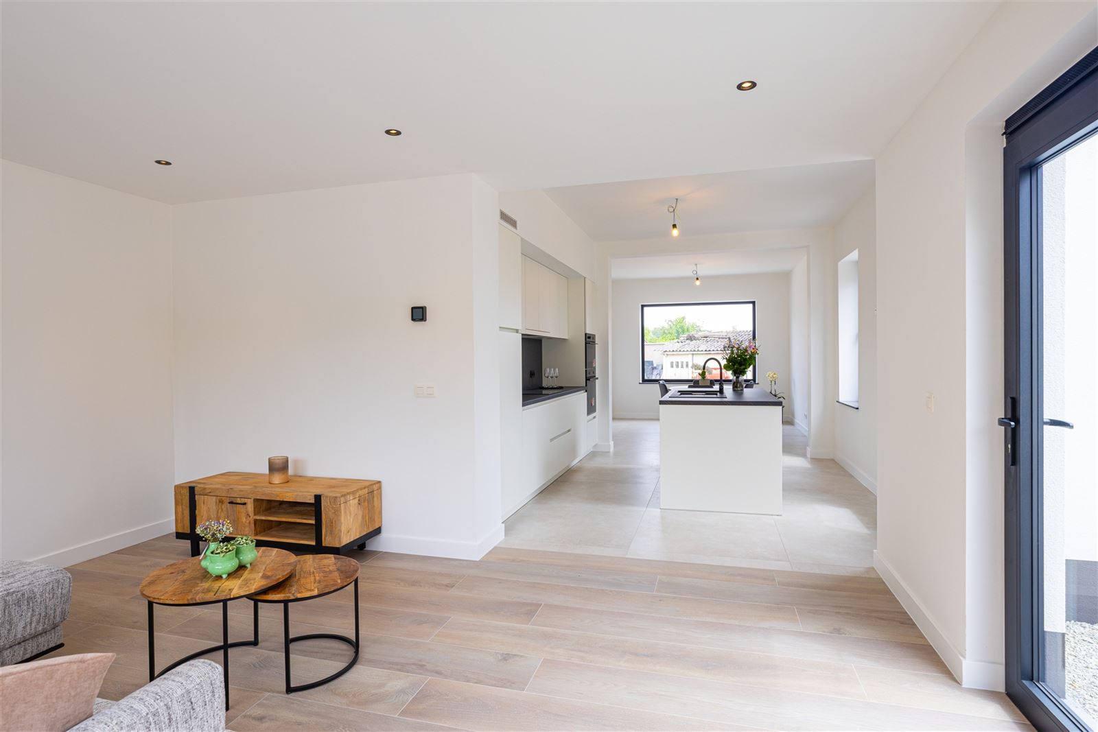 House - photo 4