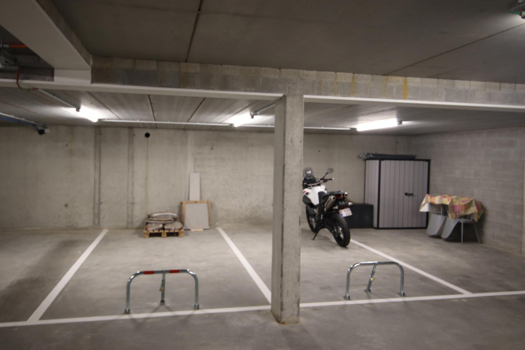 Ondergrondse autostaanplaats in residentie "Vogelzang" - foto 4