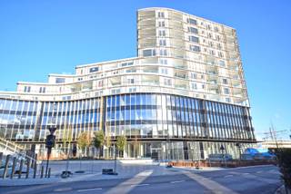 Rolariusplein 4 bus 5028800 RoeselareOntdek dit prachtige 2-slaapkamerappartement op de 5e verdieping, met een panoramisch zicht over Roeselare vanaf...