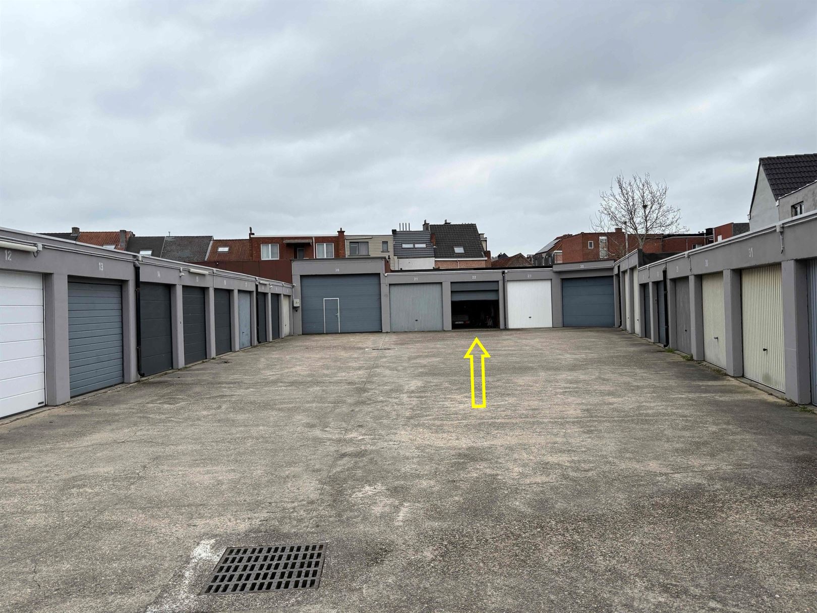 Garage à vendre à Saint-Nicolas