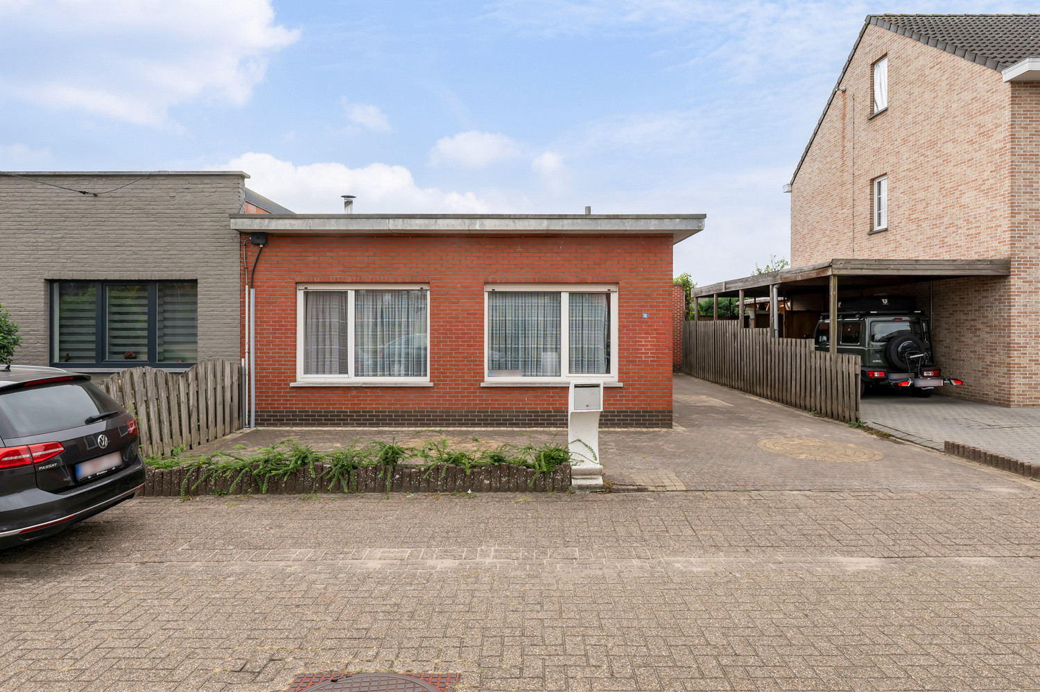 Gezinswoning, laagbouw, 3 slaapkamers, garage, tuin - foto 2