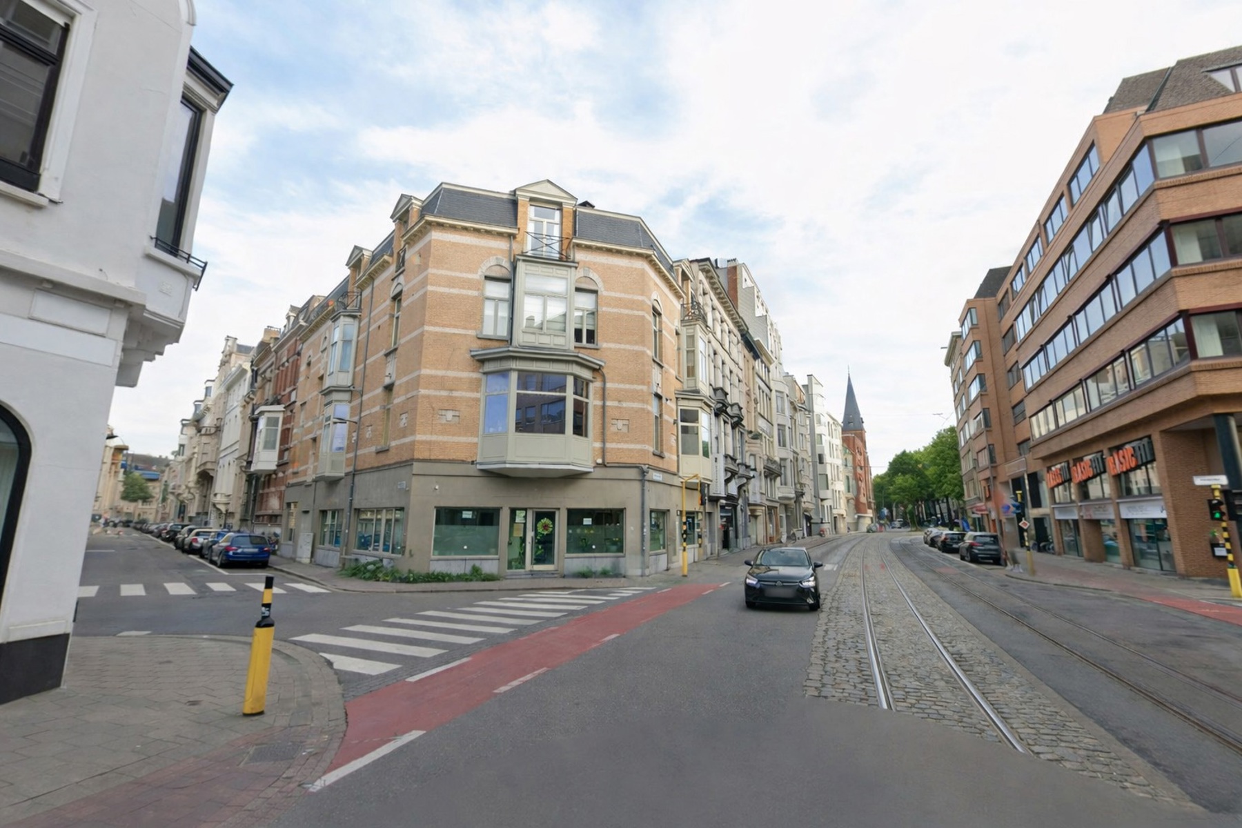 Unieke kans! Huis met 6 slaapkamers te koop - foto 4