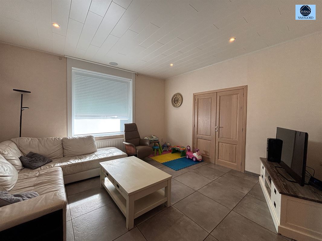 GERENOVEERDE WONING MET 3 SLAAPKAMERS EN TUIN - foto 3
