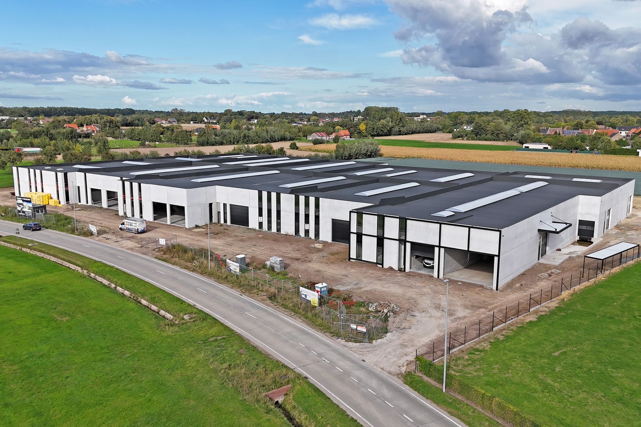Nieuwbouw KMO-unit 886m² in Deinze - foto 5