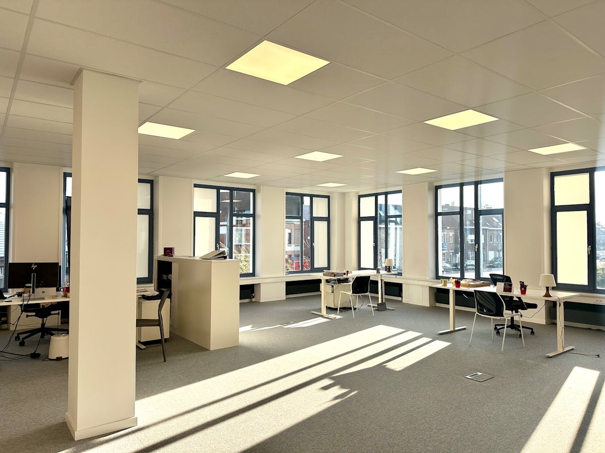 Bureau à louer à Kuurne - photo 4