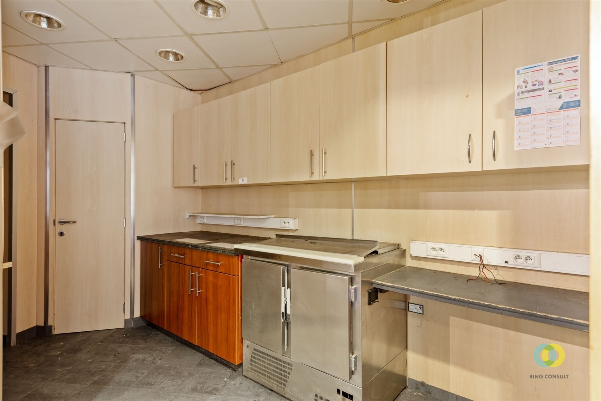  rez-de-chaussée commercial - photo 5