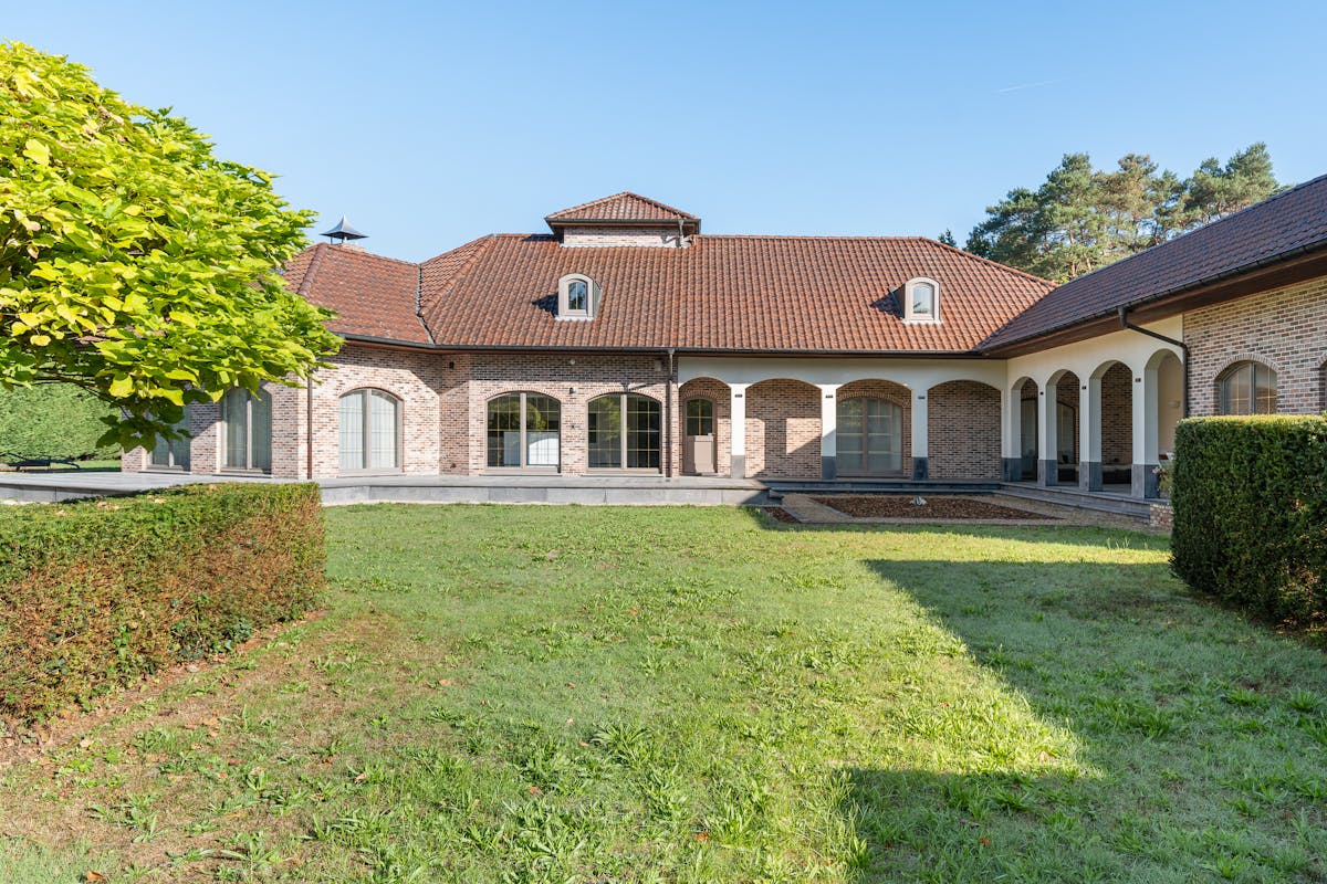 residentieel gelegen villa op 3490 m² te koop in Lichtaart - foto 4