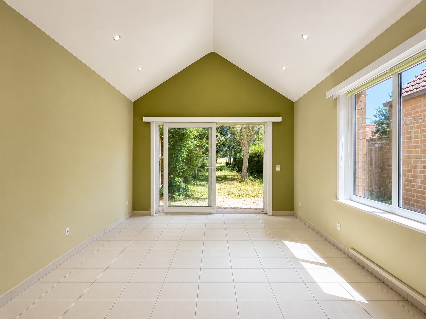 Woning met garage en tuin te Vlissegem (De Haan) - foto 4