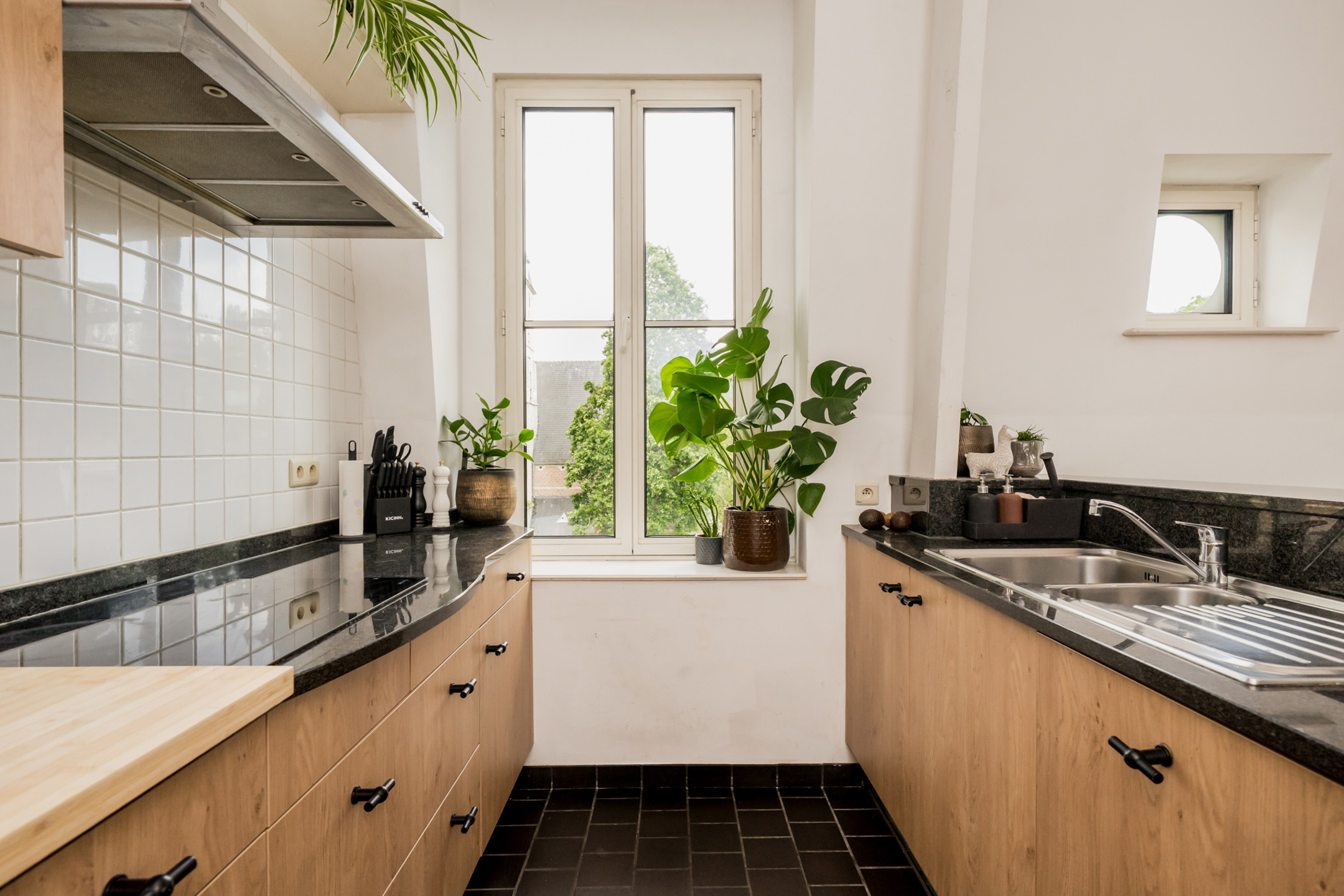 Gezellig één slaapkamer appartement in herenwoning - foto 4