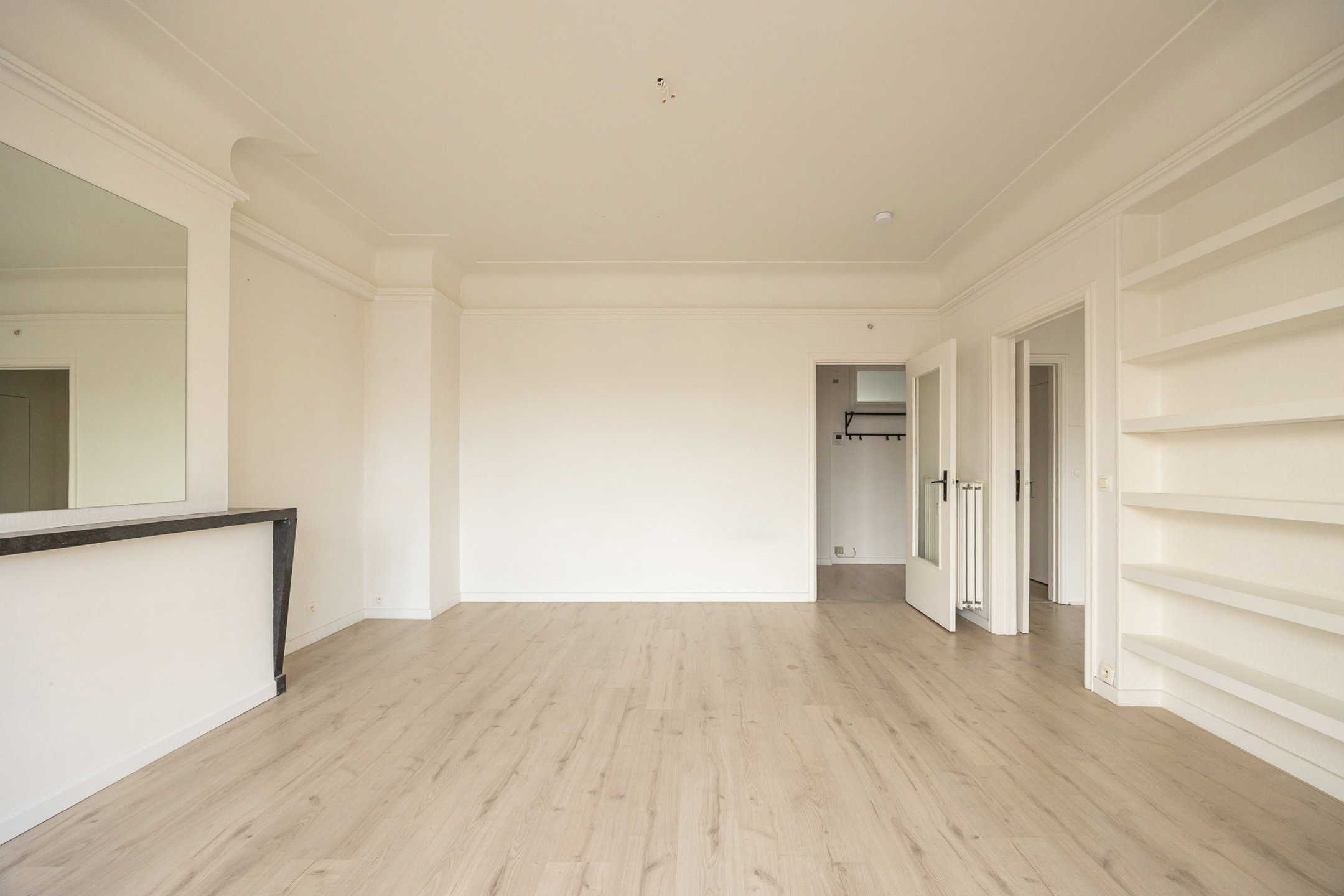 Licht en ruim 2-slaapkamer appartement op topligging - foto 5