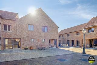 Hoevewoning op 64a59ca in een landelijke omgeving – Vechmaallaan 69, 3870 HeersIn het landelijke Vechmaal (Heers) bevindt zich deze karaktervolle...