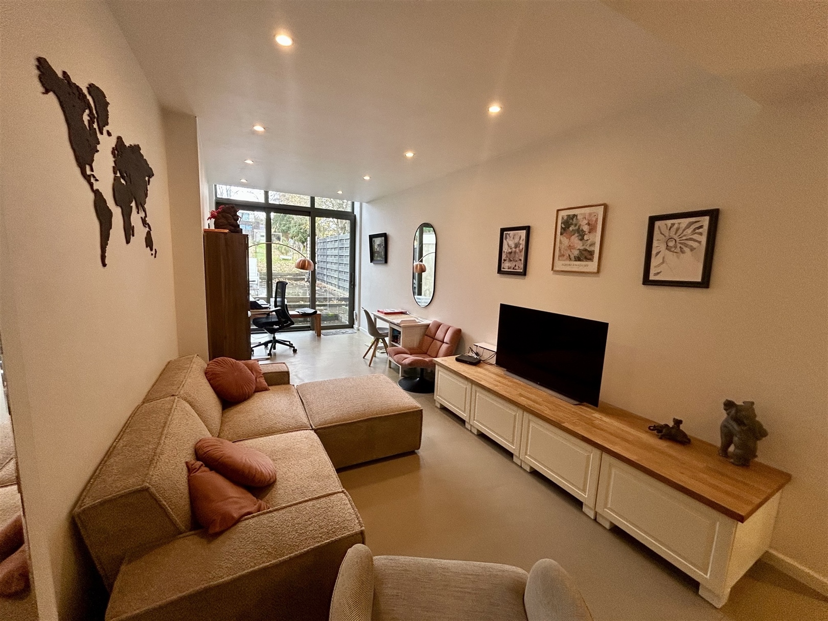 Welgelegen woning met tuin te huur - photo 4