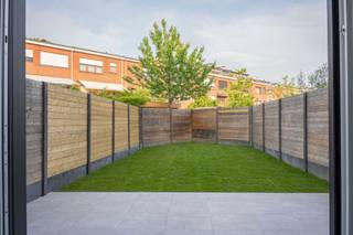 🏡 Instapklare, volledig gerenoveerde woning te koop – Laarsebaan 148, 2170 AntwerpenOp zoek naar een woning waar je meteen in kan trekken, zonder...