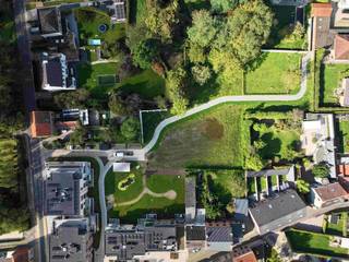 FOR SALE: LAST BUILDING PLOTS - without building obligationExclusive building plots for sale! In the green heart of Lievegem, you will find the last...